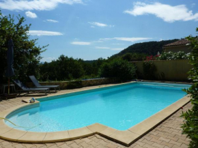 Beautiful Villa in Saint Paul Trois Chateaux with Pool